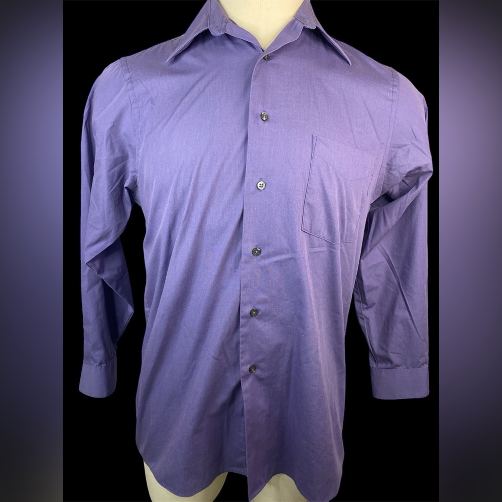 Van Heusen Long Sleeve Button Up Shirt Men’s 15-32/33